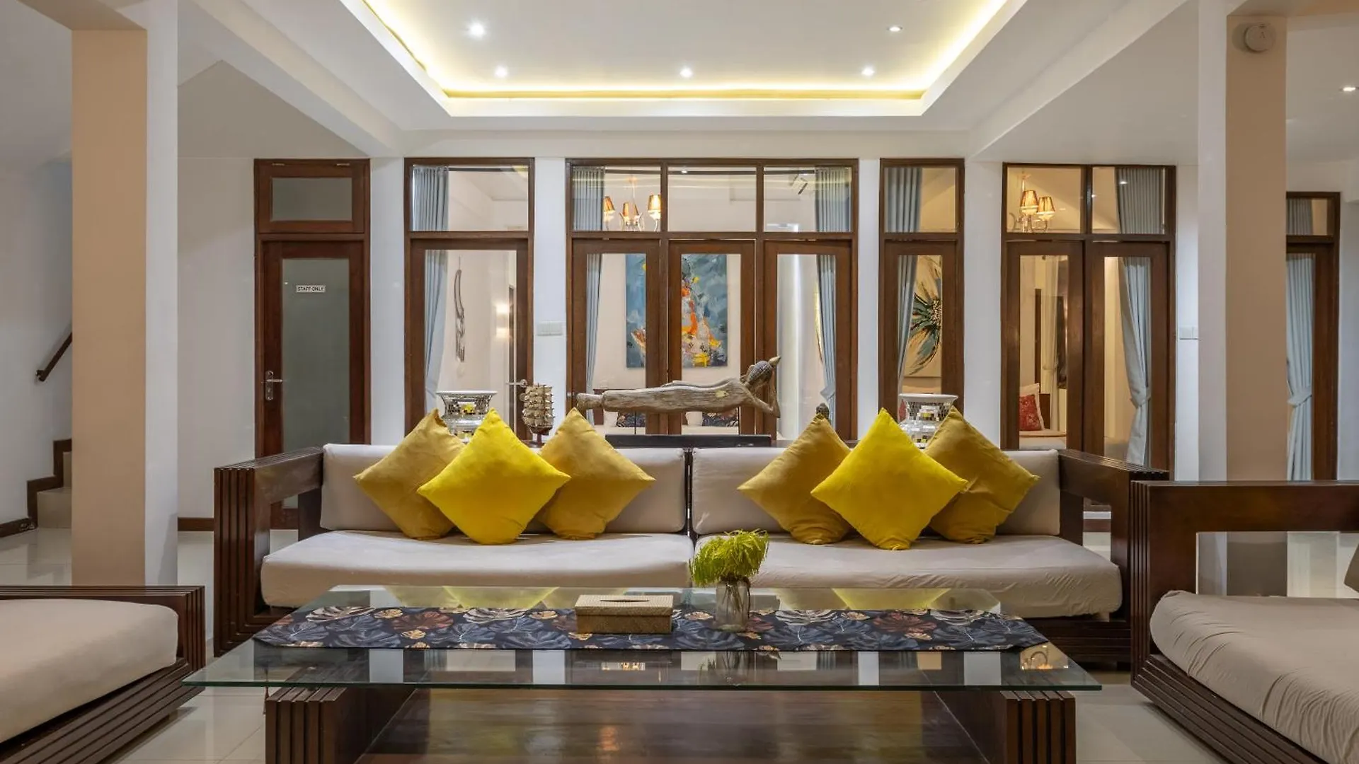 3 Bedroom Villa In D' Centre Seminyak Indonésia