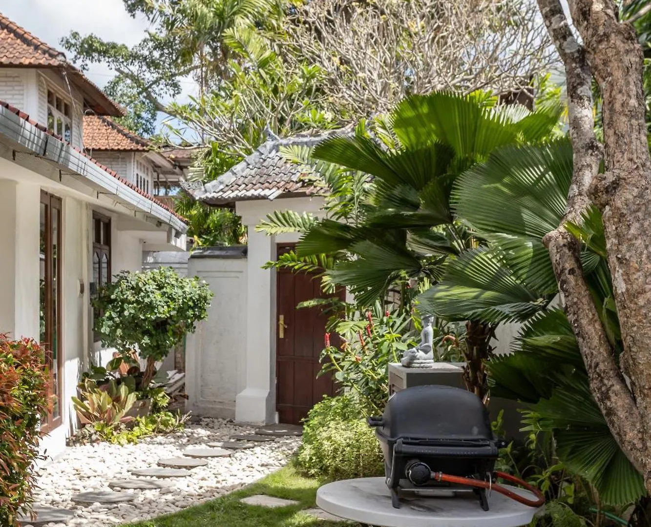 3 Bedroom Villa In D' Centre Seminyak Indonésia