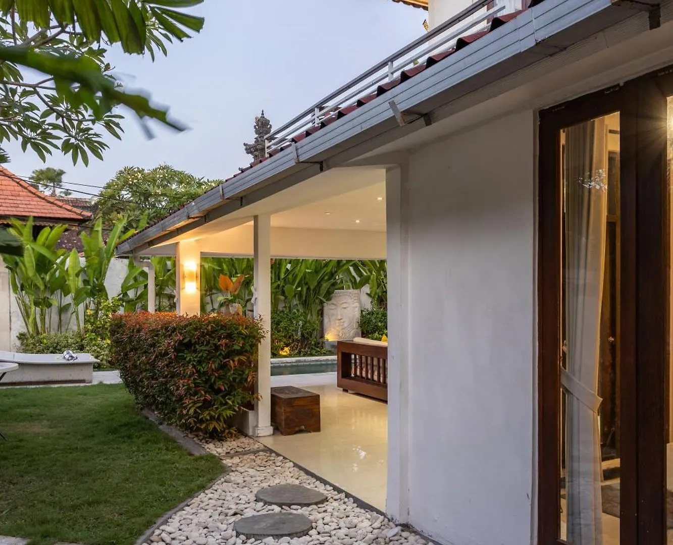 3 Bedroom Villa In D' Centre Seminyak